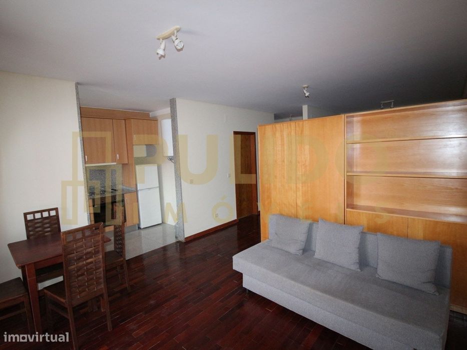 T0 mobilado em Gualtar