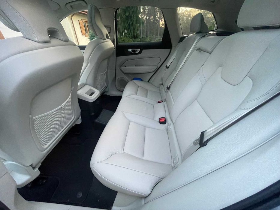 Volvo XC 60 T6 Plug-In Hybrid AWD Plus Bright