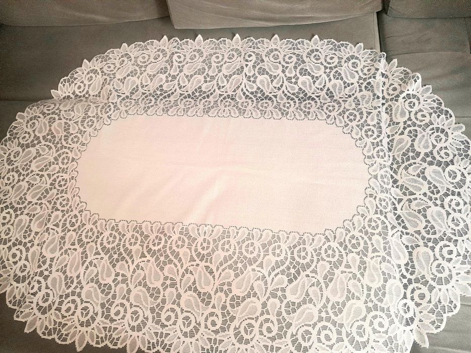 Obrus x 4 zestaw obrusów haftowany obrus