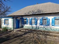 Продам  будинок з великою ділянкою в Єлизаветівці Дніпровського району
