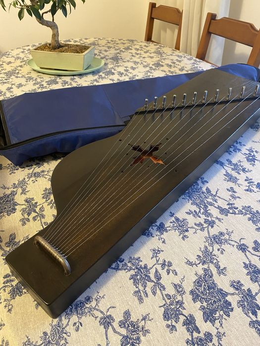 12-string Harp/Zither64564189533571120