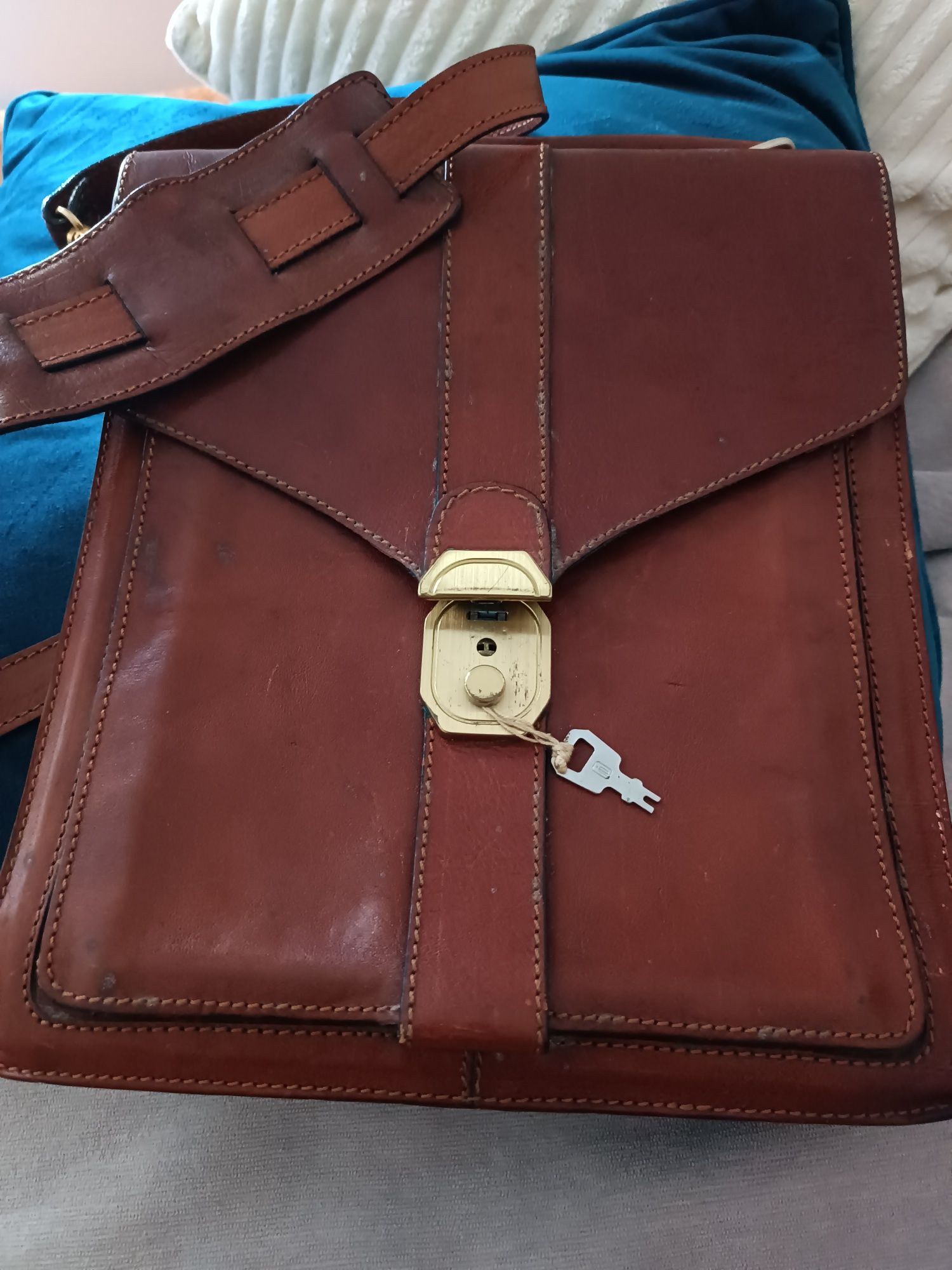 Mala masculina em couro