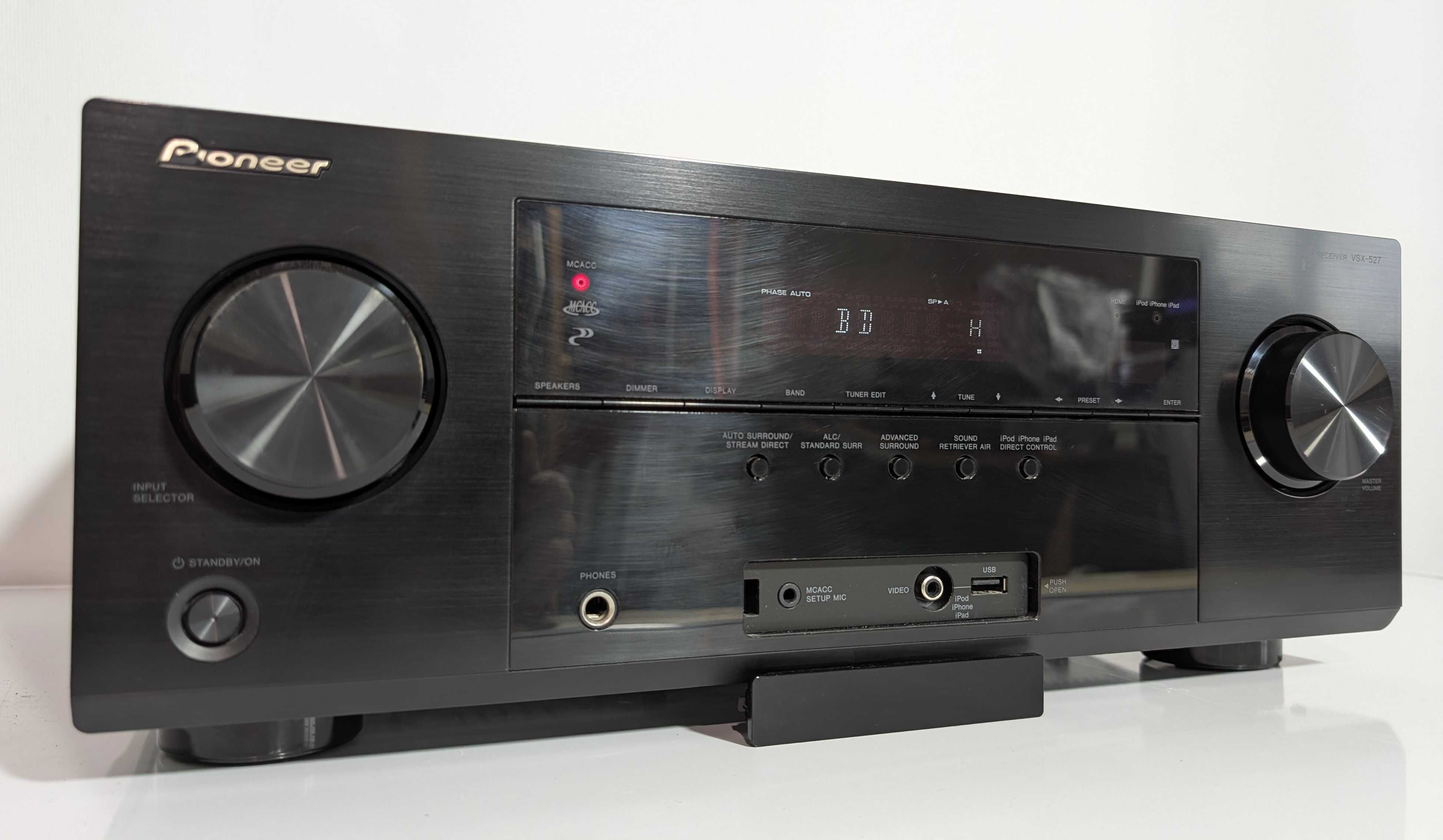 5.1 ресивер Pioneer VSX-527, має 130 Вт/канал/HDMI/ARC/4K/USB/AirPlay