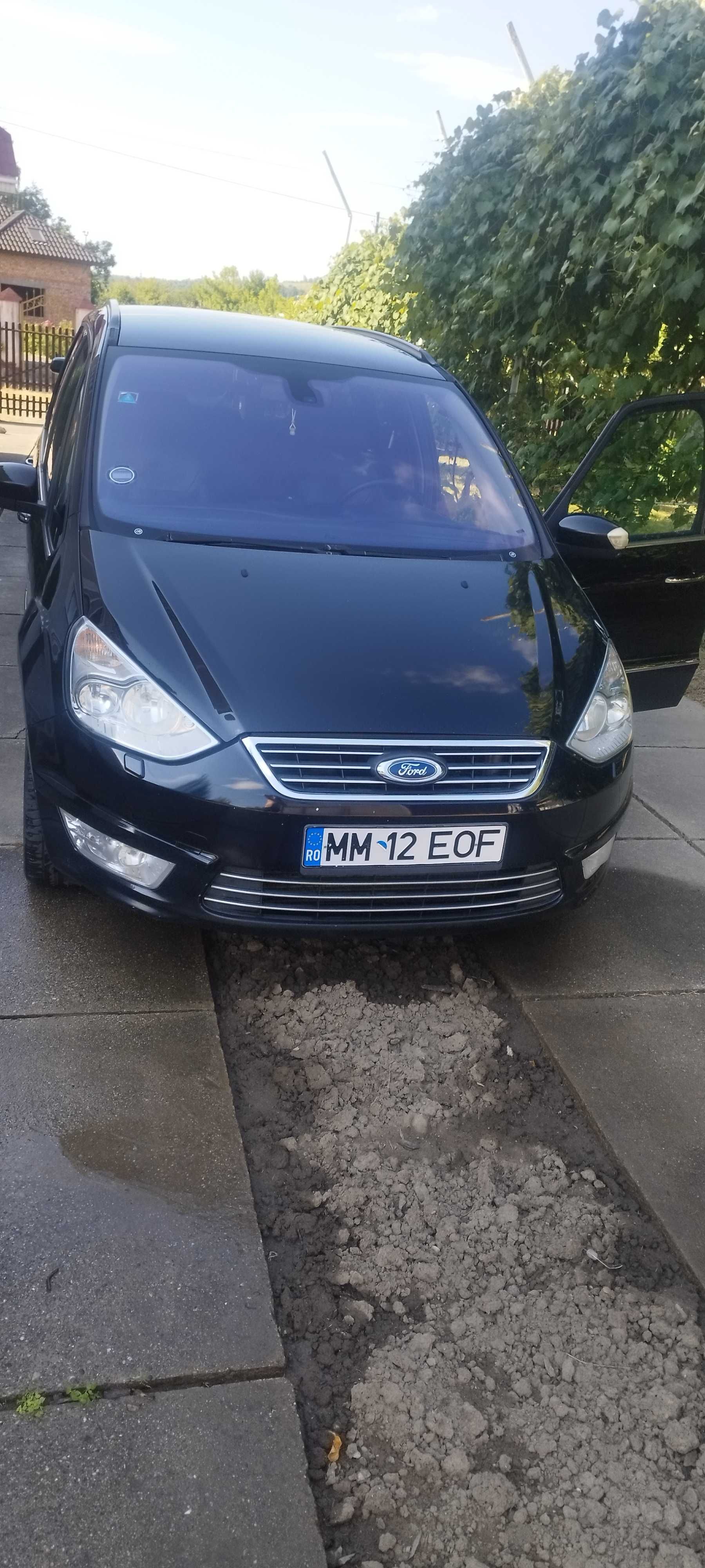 Ford Galaxy 2010год