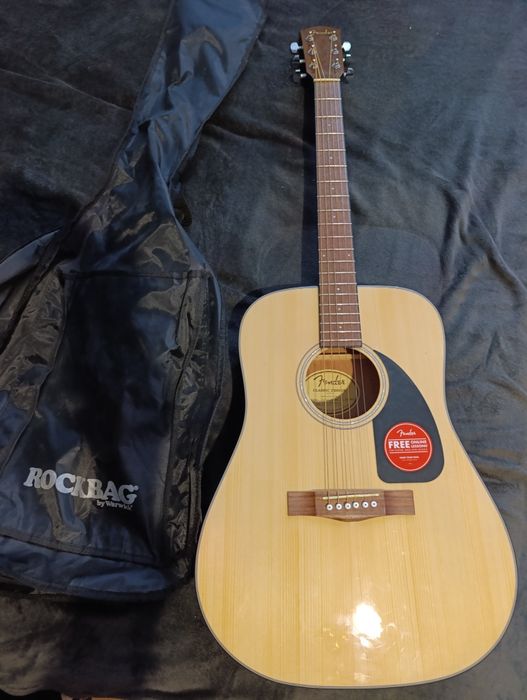 Продам Фендер,лежить без діла,стан нової.