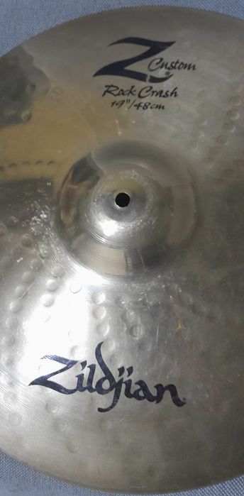Vendo prato de bateria Zildjian Z Custom Rock Crash 19" (2ª Gen)