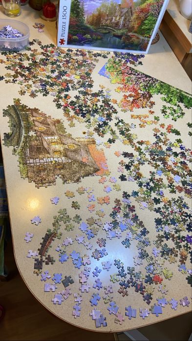 Puzzle 1500 Chatka nad jeziorem