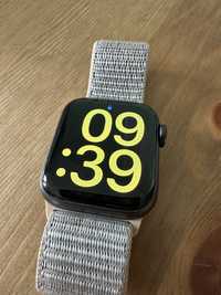 Apple watch SE 40mm czarny