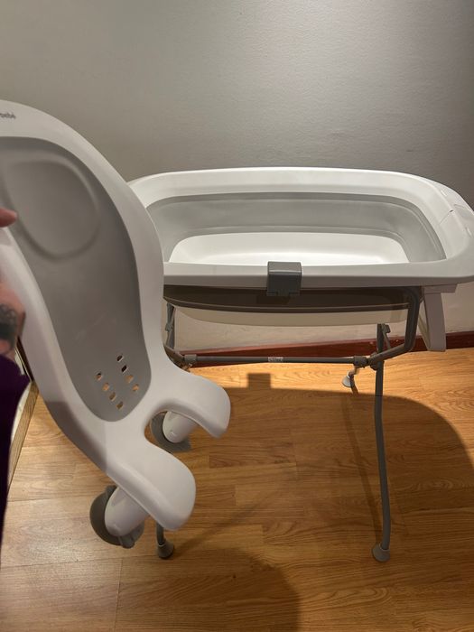 Banheira para bebê com suporte carbebé