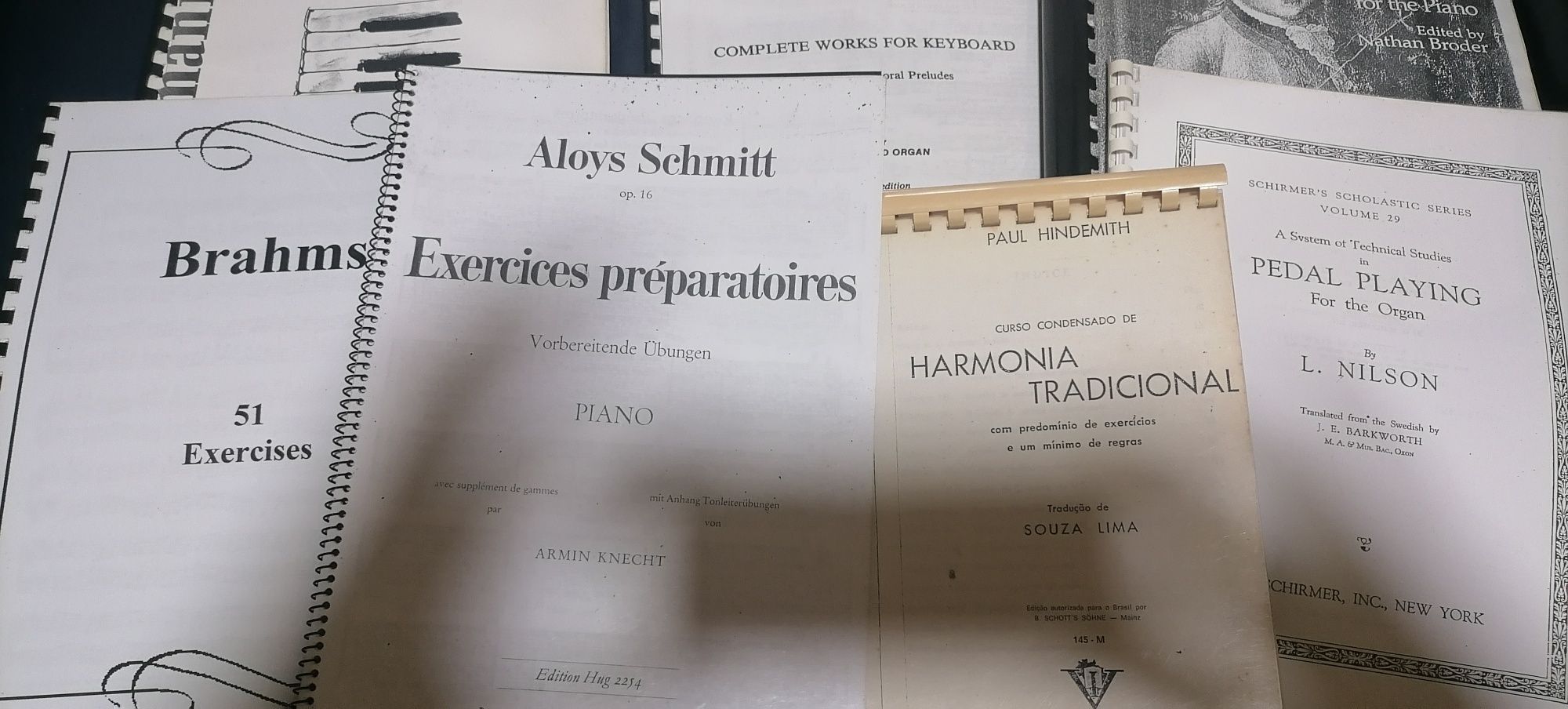 Partituras E Métodos para Piano, Órgão, Bombardino, Harmonia etc