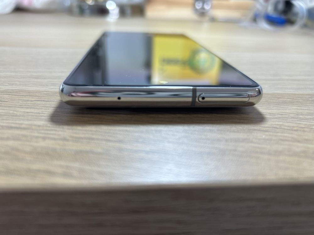 Telefon Samsung S20 FE 4G Biały Stan idealny