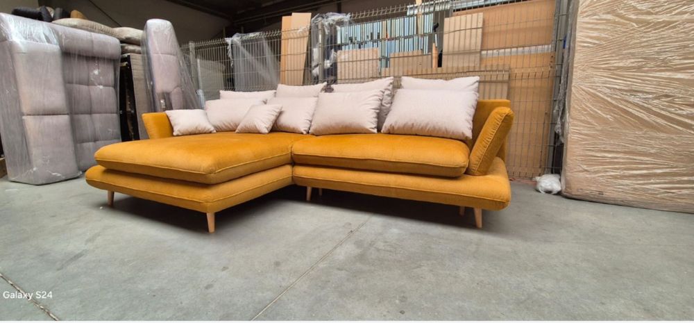 Naroznik, kanapa, rogowka funkcja spania. Okazja