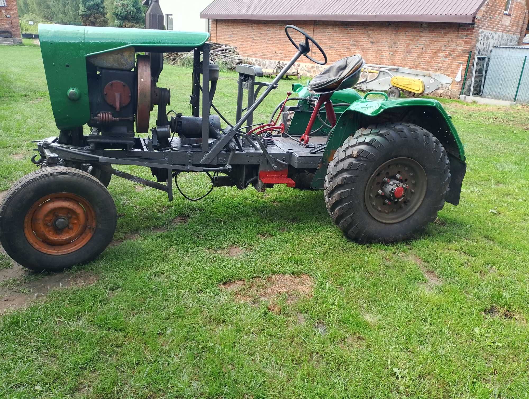 Traktor ciągnik zetor