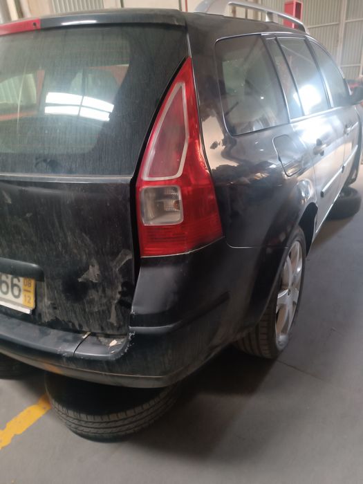 Renault Megane II 1.5 dci 105cv - peças de mecânica e chapa