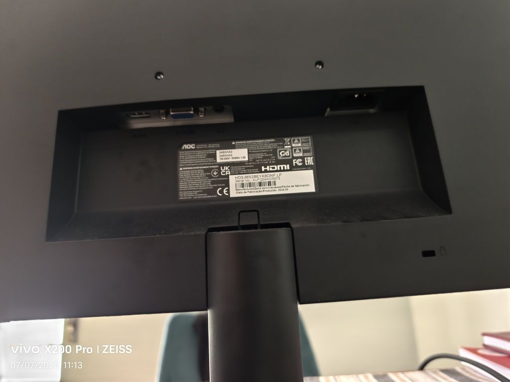 Monitor AOC 24B3Ha2 24 polegadas Full HD IPS 1ms Preto