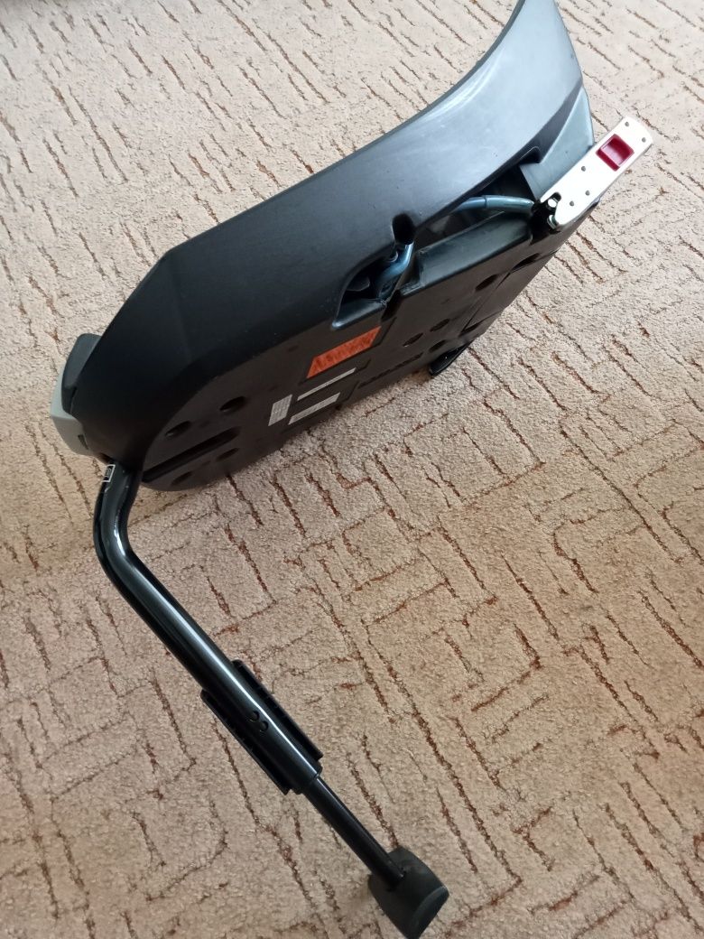 Fotelik z bazą Cybex Aton 2