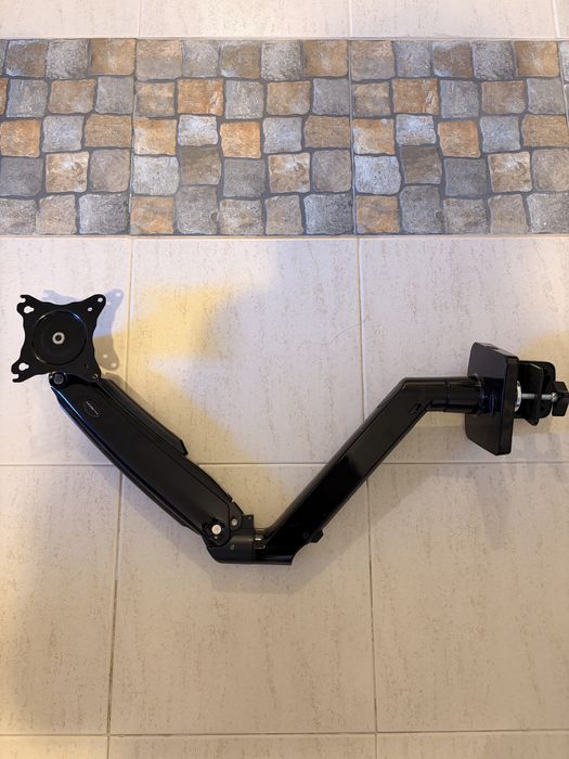 Invision Suporte de braço para monitores 24-40”