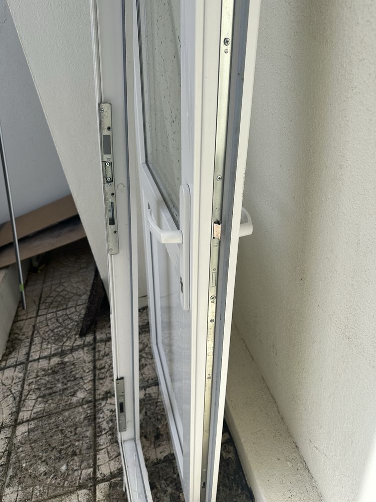 Porta de PVC completa com chave