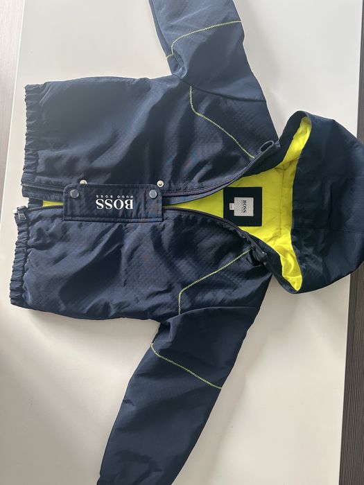 Kurtka dziecięca firmy BOSS granatowa