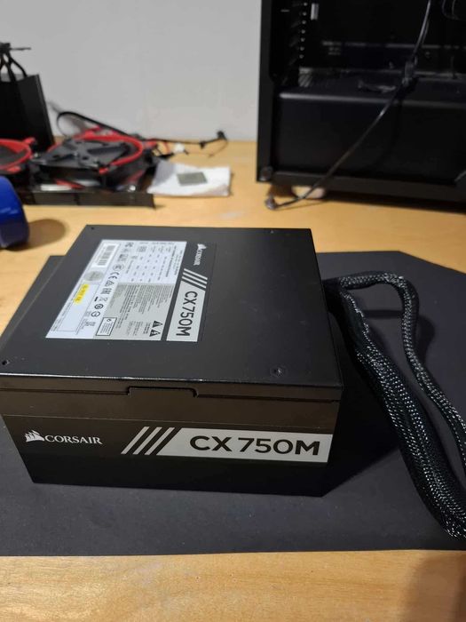 Zasilacz Corsair CX750M