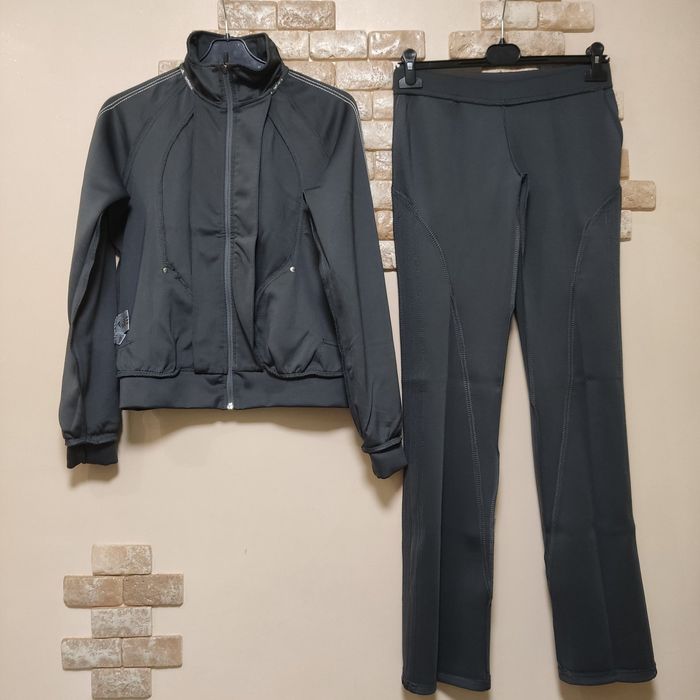 Спортивный костюм Adidas женский р.40/L/48