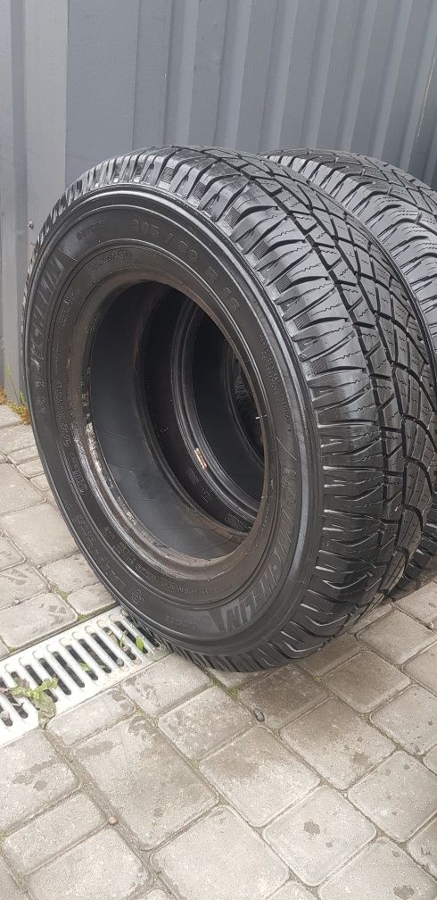 205/80R16 Michelin kumho a/t
