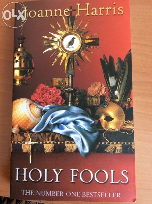 Книги в оригинале. Английский. Joanne Harris 'Holy fools'