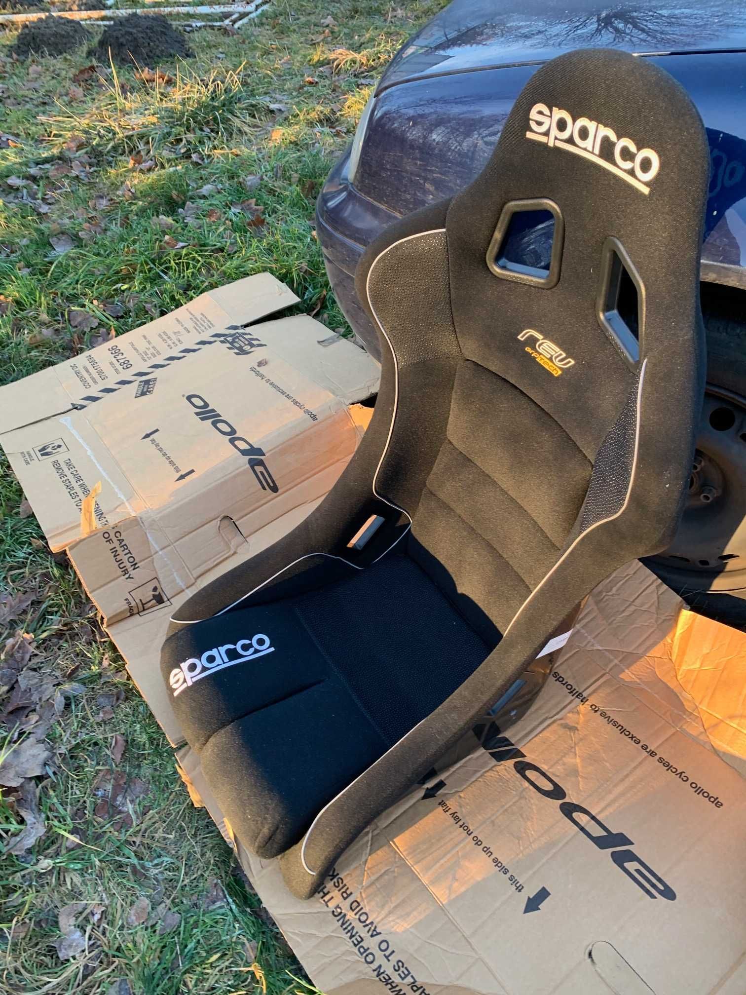 fotel kubełkowy sparco REV plus kjs drift rajdy recaro omp