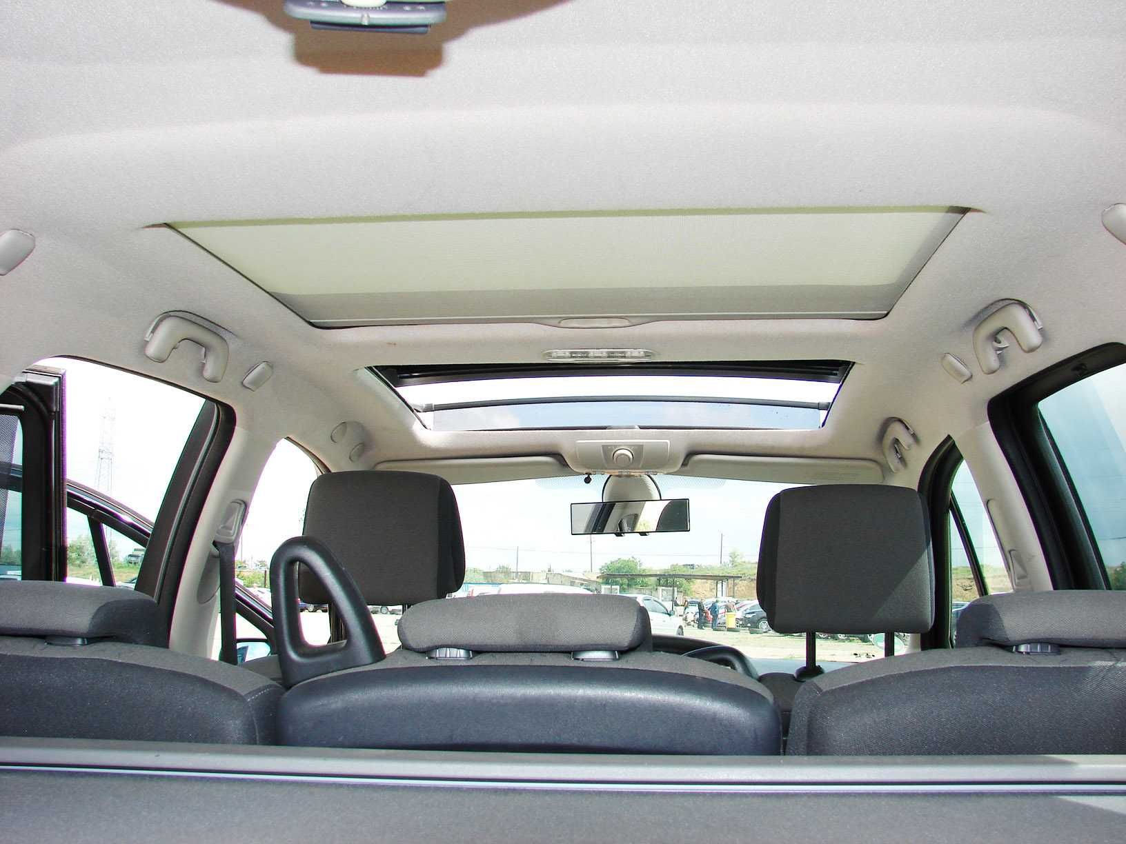 Свежепригнанный Renault Grand Scenic 1.6 MPi 2008 год