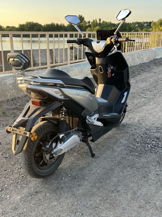 Електроскутер AIMA Tiger X6