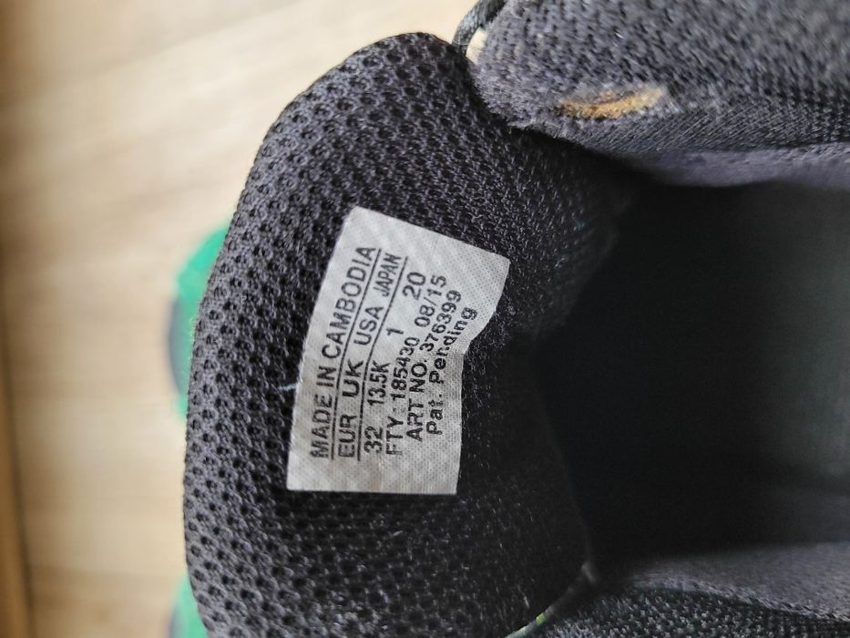 Salomon r.32 buty trekkingowe na jesień/zimę.