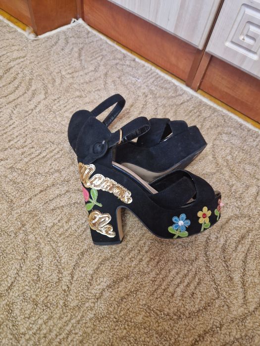 Босоніжки замшеві