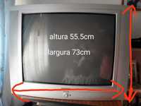 Dou televisão Grundig Lenaro 73cm