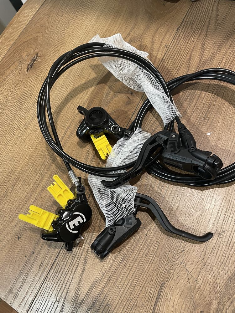 Magura MT2 nowe komplet 4 tłoki