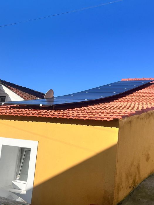 Sistema Solar Completo – SAJ All-in-One 10 kWh + 8 Painéis – 4.500 €