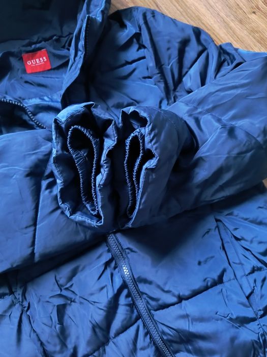 Kurtka chłopięca Guess granatowa