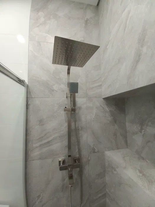 Продам Срочно! 2-х комн. НОВОСТРОЙ С РЕМОНТОМ !