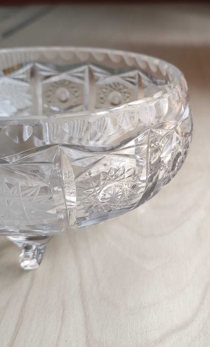 Kryształowa salaterka, owocarka, miska na trzech nóżkach, PRL, vintage