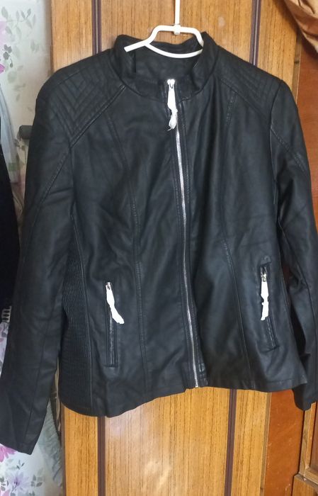 Куртка кож.зам.новая, но без бирки. Размер 50-52