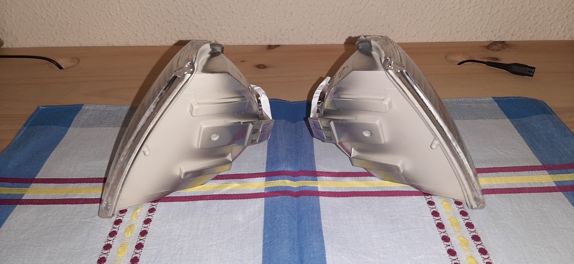 Polo 86c, GT Coupé e G40 - Piscas Brancos Novos