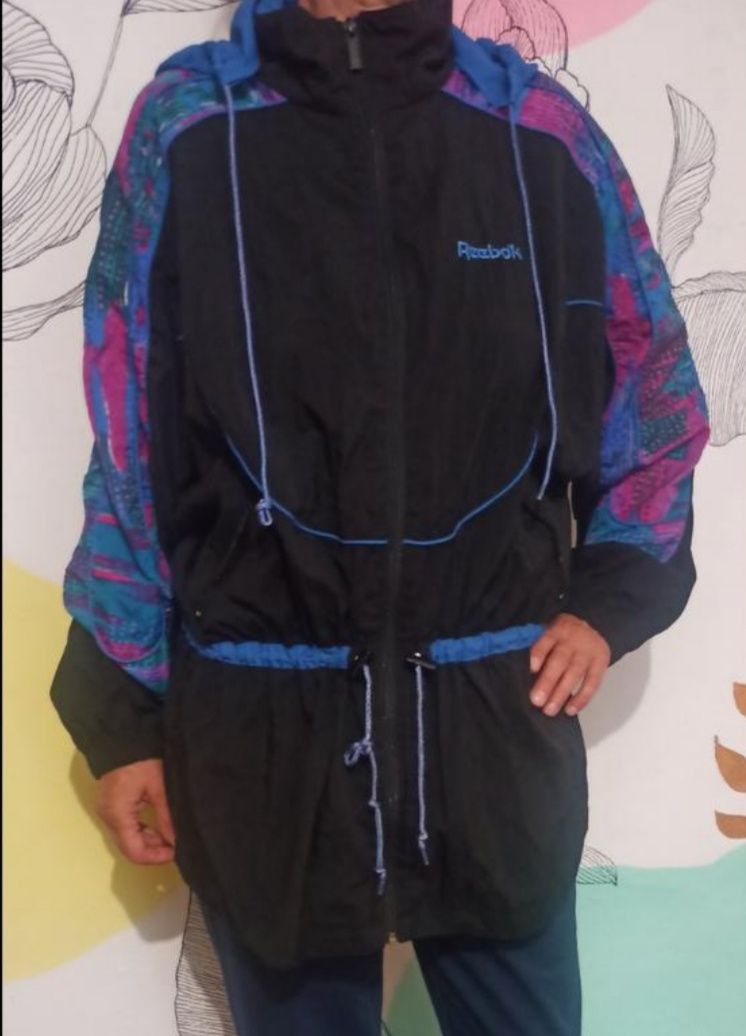 Вітровка жіноча "Reebok" L 450грн