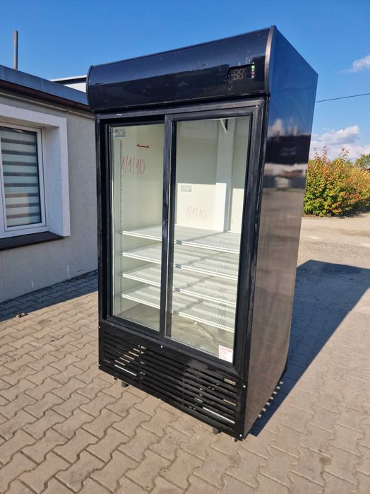 Witryna chłodnicza 900 litr,NoFrost-chłodnia lodówka