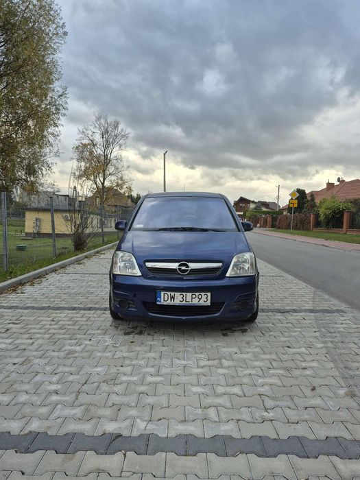 Samochód  osobowy Opel Meriva