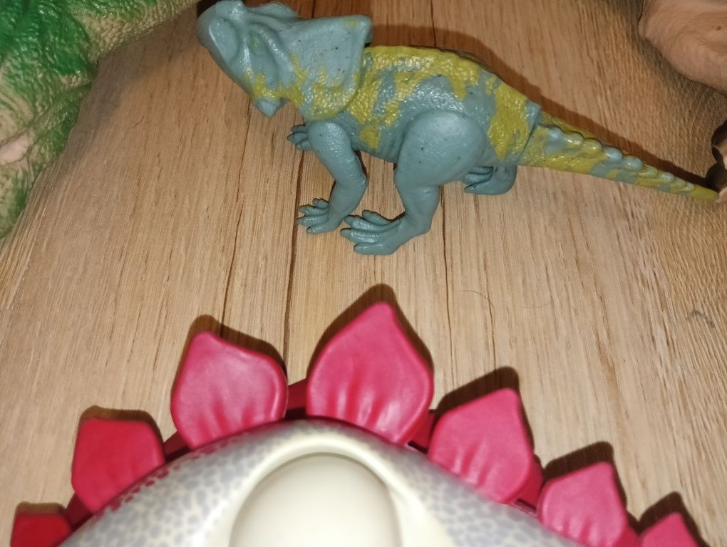 Dinozaury 8 sztuk
