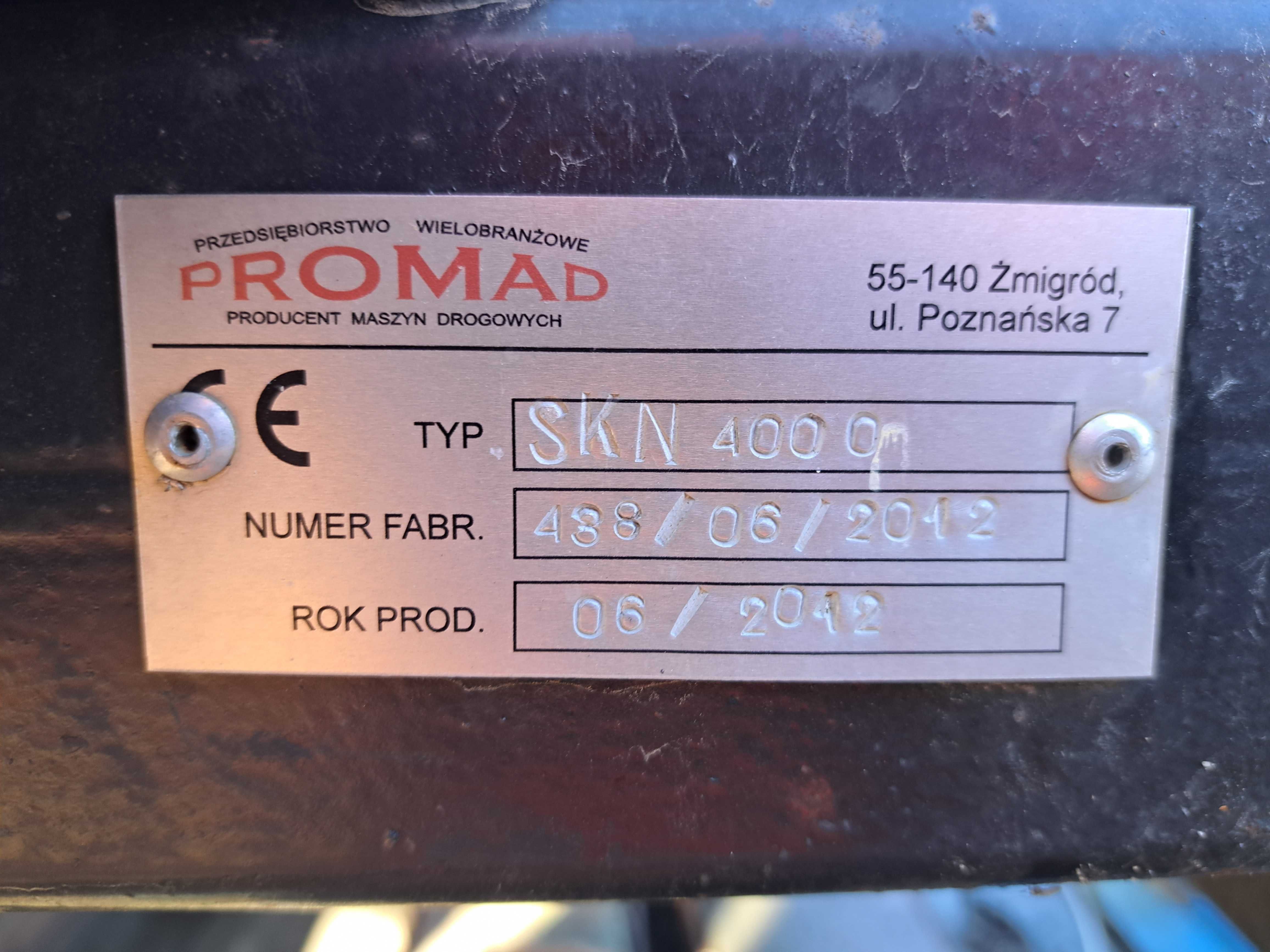 Skrapiarka asfaltu emulsji asfaltowej PROMAD 4000l