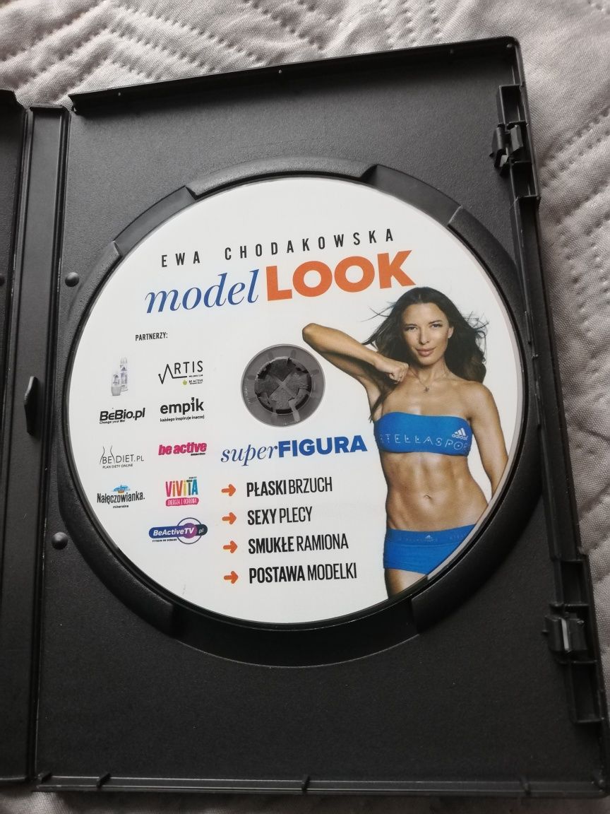 Model look Ewa Chodakowska płyta DVD