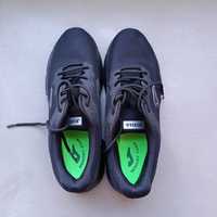 Sapatos de Ténis pretos