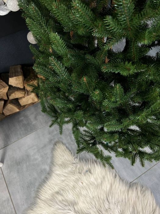 ялинка Віденська лита зелена 1,5м. в коробці