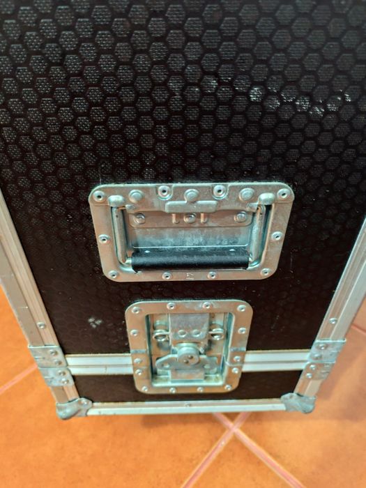 Vendo rack de amplificador de guitarra