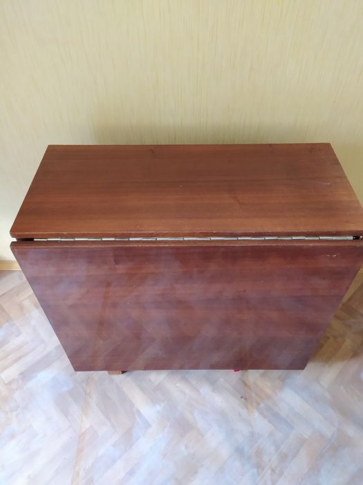 Продам стол раскладной